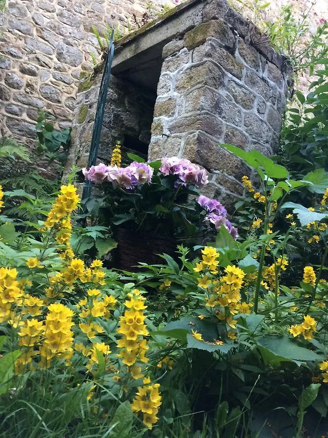 ***  Logis De La Filanderie Bed & Breakfast Becherel France
